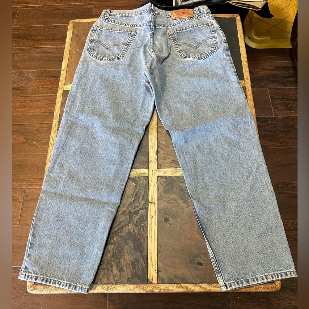 Levi 550 Red Tab